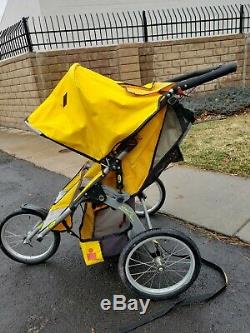bob ironman stroller yellow