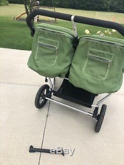 Bumbleride Indie Twin SEAGRASS Double jogger EXCELLENT COND. With infant adapter