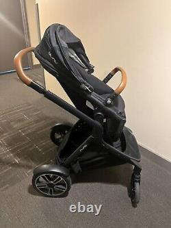 Nuna demi grow stroller in caviar (black), 2022, in good condition