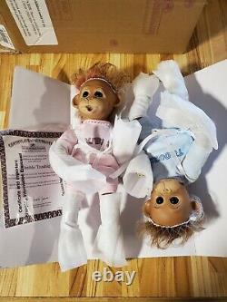 Ashton Drake Twins Baby Orangutans Jeu De Poupée Double Problème