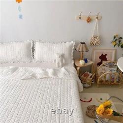 Couvre-lit sur la couverture de lit, dentelle, gris, double couvertures, doux, jeté à carreaux